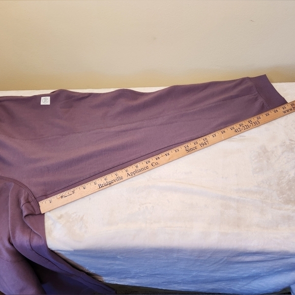 We Wander Joggers Size 1X - Picture 11 of 11